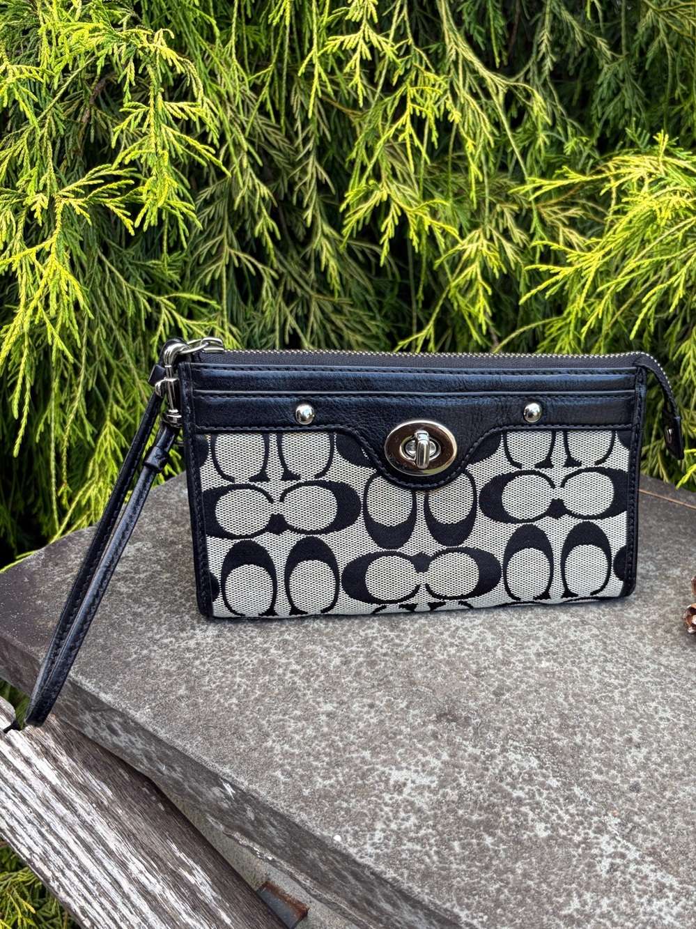 Coach Signature Turnlock Wristlet Wallet